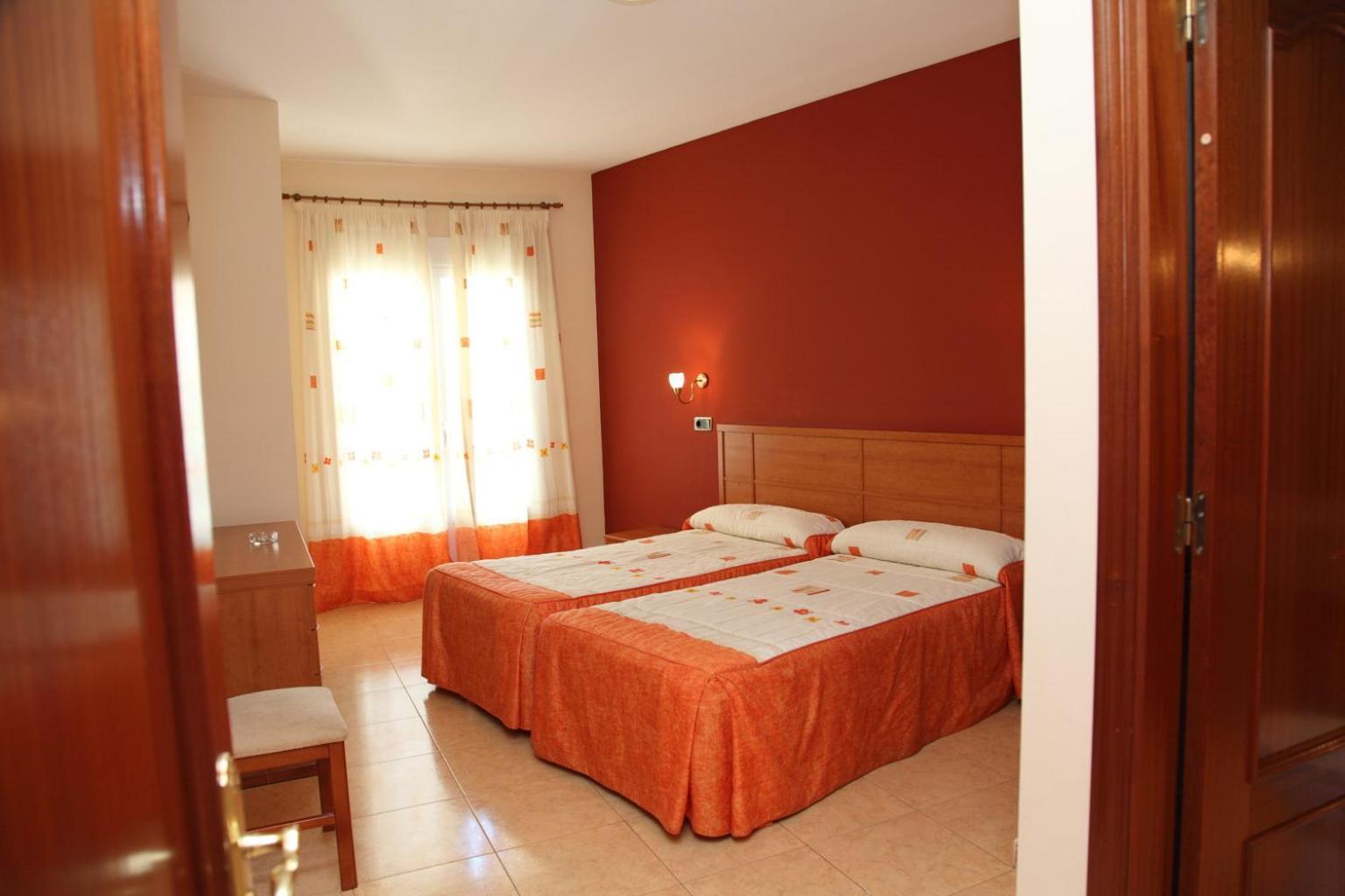 Hotel Ciudad Pozo Alcon Bagian luar foto