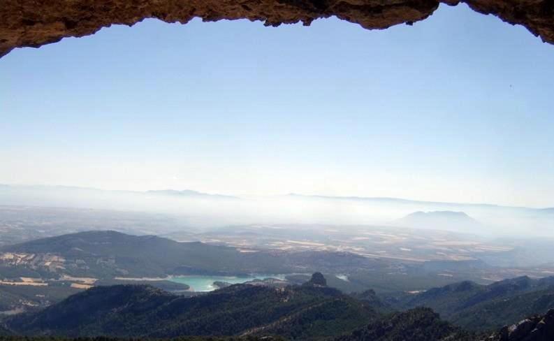 Hotel Ciudad Pozo Alcon Bagian luar foto